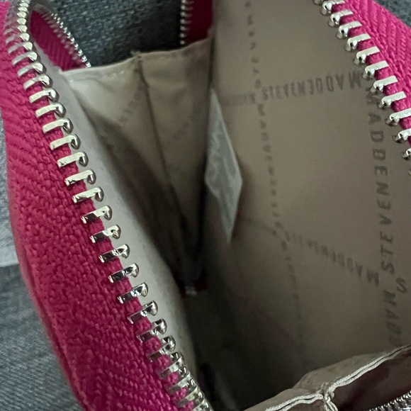 NWOT STEVE MADDEN PHONE WALLET CROSSBODY BAG CREDIT CARD CASE - Picture 4 of 6